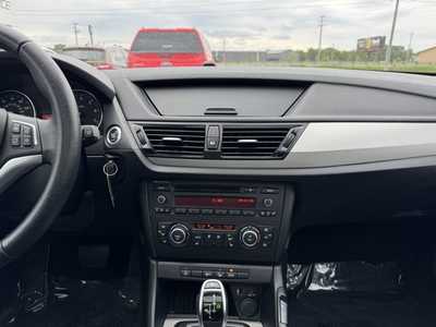 2015 BMW X1, $10999. Photo 2