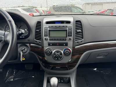 2012 Hyundai Santa Fe, $8490. Photo 2