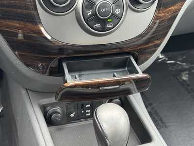 2012 Hyundai Santa Fe, $8490. Photo 5