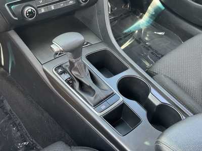 2018 Kia Optima, $8899. Photo 9