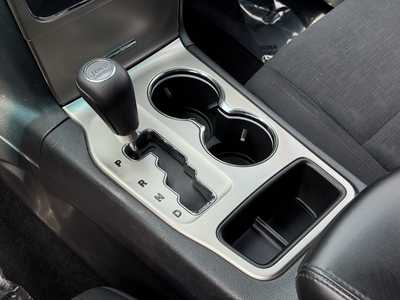 2011 Jeep Grand Cherokee, $9200. Photo 5