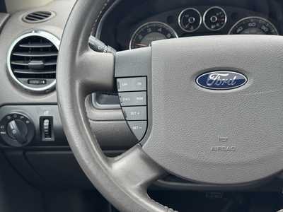 2008 Ford Taurus X, $4991. Photo 11