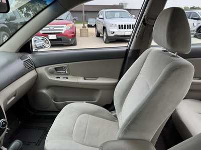2009 Kia Spectra, $3999. Photo 11