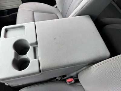 2012 Ford F-150, $9499. Photo 8
