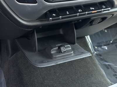 2014 GMC 1500 Crew Cab, $19990. Photo 10