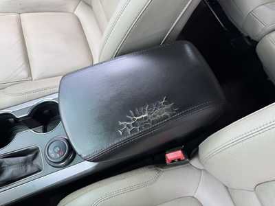 2015 Ford Explorer, $9799. Photo 12