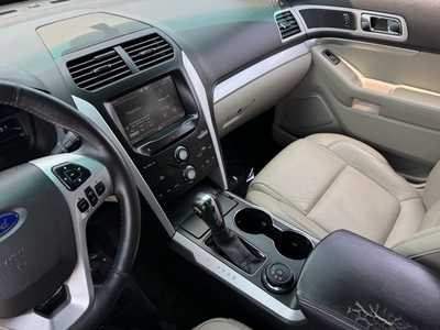 2015 Ford Explorer, $9799. Photo 8