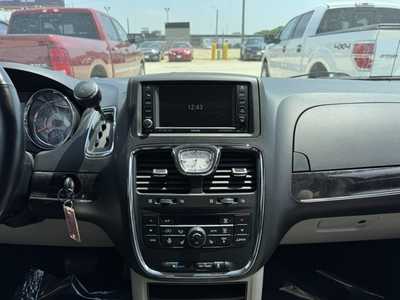 2011 Chrysler Town & Country, $8990. Photo 2