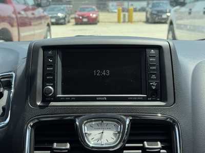2011 Chrysler Town & Country, $8990. Photo 3