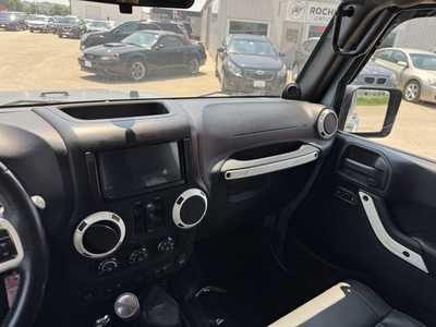 2012 Jeep Wrangler Unlimited, $14990. Photo 12