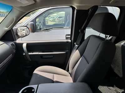 2013 Chevrolet 1500 Ext Cab, $16990. Photo 11