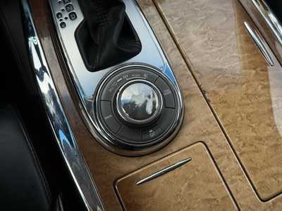 2012 Infiniti QX56, $10990. Photo 9
