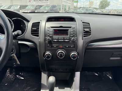 2011 Kia Sorento, $6590. Photo 2