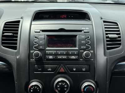 2011 Kia Sorento, $6590. Photo 3