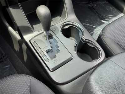 2011 Kia Sorento, $6590. Photo 7