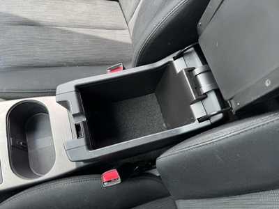 2013 Subaru Outback, $4590. Photo 12