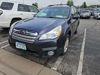 2013 Subaru Outback, $4990. Photo 2