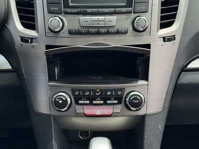 2013 Subaru Outback, $4590. Photo 5