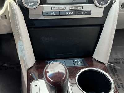 2013 Toyota Camry, $8291. Photo 5