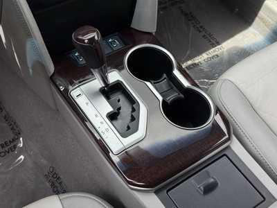 2013 Toyota Camry, $8291. Photo 8