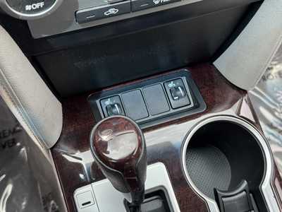 2013 Toyota Camry, $8291. Photo 9