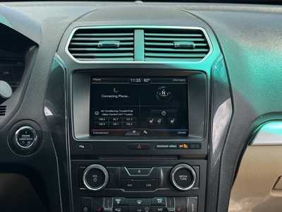 2016 Ford Explorer, $11999. Photo 3