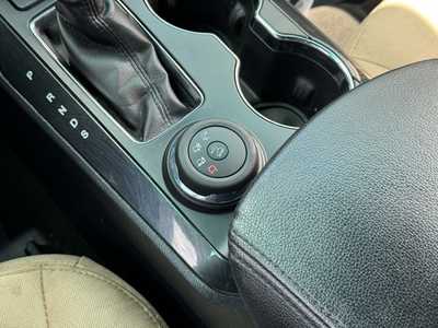 2016 Ford Explorer, $11999. Photo 9