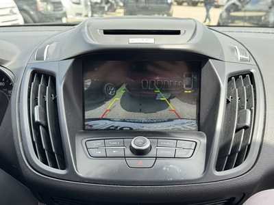 2017 Ford Escape, $12590. Photo 4