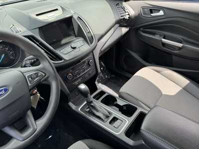 2017 Ford Escape, $12590. Photo 7