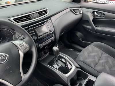 2014 Nissan Rogue, $6998. Photo 7
