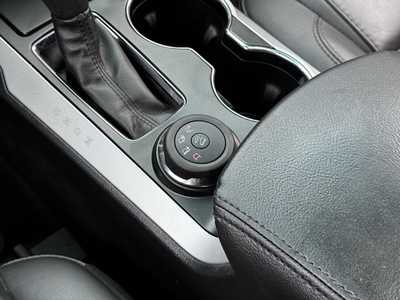 2015 Ford Explorer, $12499. Photo 9