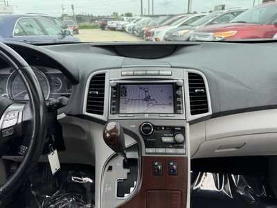 2009 Toyota Venza, $10999. Photo 2