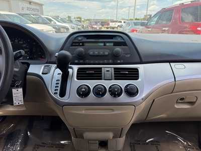 2008 Honda Odyssey, $4990. Photo 2