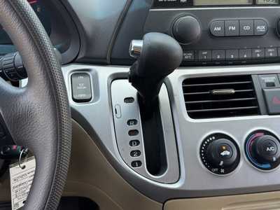 2008 Honda Odyssey, $4990. Photo 4