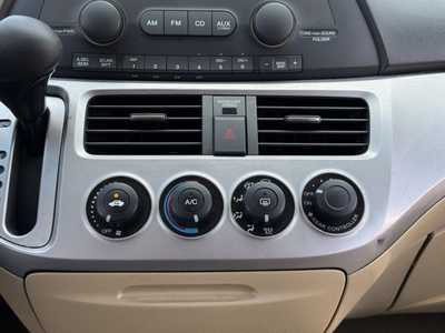 2008 Honda Odyssey, $4990. Photo 5
