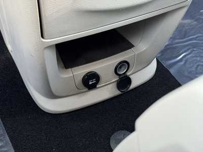 2012 Chrysler Town & Country, $4991. Photo 9
