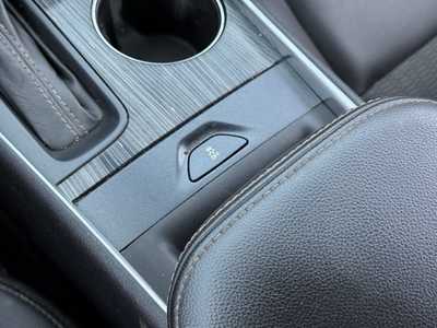 2017 Chevrolet Impala, $8990. Photo 8