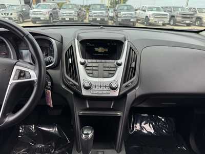 2017 Chevrolet Equinox, $9490. Photo 2