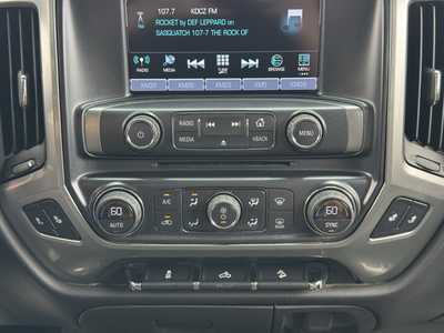 2017 Chevrolet 1500 Crew Cab, $13990. Photo 6