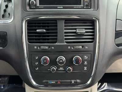 2019 Dodge Caravan, Grand, $13990. Photo 5