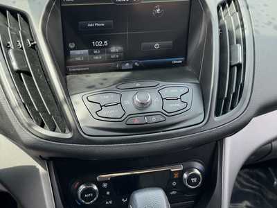 2014 Ford Escape, $10990. Photo 5