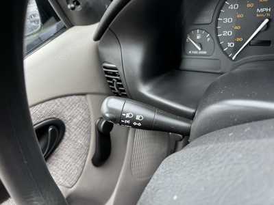 2002 Saturn S Series, $3490. Photo 10