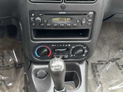 2002 Saturn S Series, $3490. Photo 4