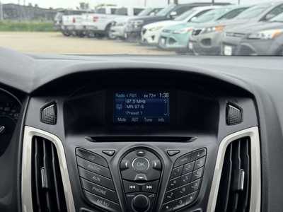 2012 Ford Focus, $5990. Photo 3