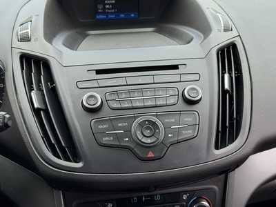2017 Ford Escape, $10490. Photo 6