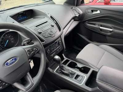 2017 Ford Escape, $10490. Photo 8