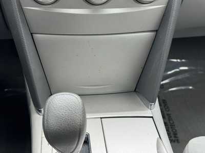 2011 Toyota Camry, $6990. Photo 5