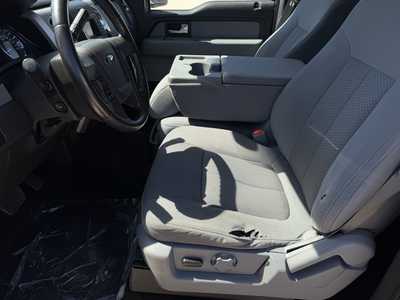 2014 Ford F150 Crew Cab, $11990. Photo 4