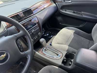2015 Chevrolet Impala, $8497. Photo 5
