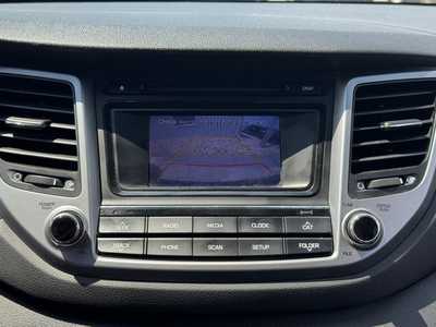 2016 Hyundai Tucson, $10990. Photo 4